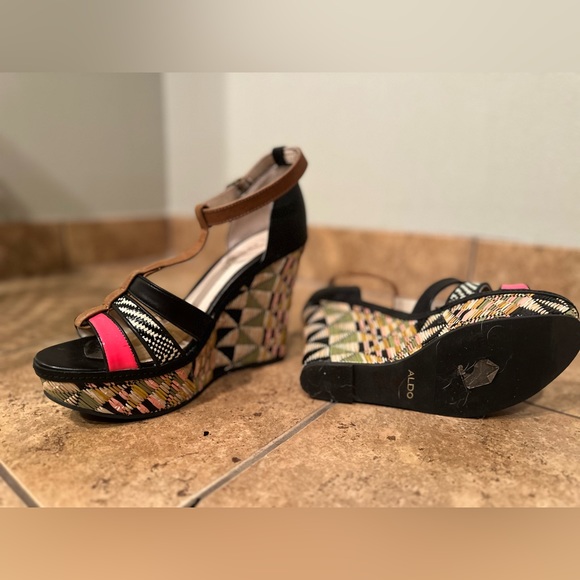 Aldo Leather Reva Colorful Wedge Heel Sandal Women's size 9 - Picture 5 of 7